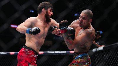 Magomed Ankalaev takes Alex Pereira's title at UFC 313 - ESPN