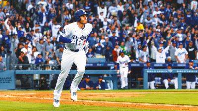 Dave Roberts - Freddie Freeman - Freddie Freeman returns to Dodgers lineup after missing 9 games with injury from shower slip - foxnews.com - New York - Los Angeles