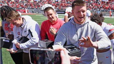 Ohio State unveils rings for winning College Football Playoff - ESPN