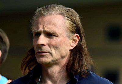 Gillingham manager Gareth Ainsworth praises midfielder Bradley Dack’s football brain - and has empathy over his injury battles