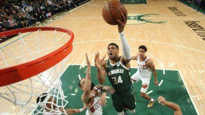 Phoenix Suns - Brook Lopez - Damian Lillard - Bucks shoot highest single-game field goal percentage since 1998 - ESPN - espn.com - county Bucks