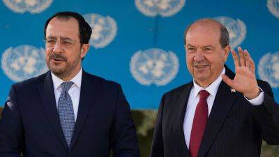 Progress made between Greek, Turkish Cypriot leaders but peace talks still distant