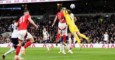 Fast-starting Nottingham Forest back up to third with win at Tottenham