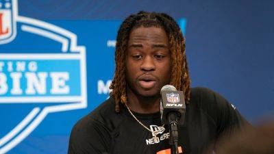 Bay - Ashton Jeanty discusses his military family background, likens it to NFL Draft process - foxnews.com - state Indiana - county Boise - county Green - state Nittany - Milwaukee