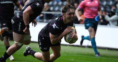 Dewi Lake - Dan Lydiate - Justin Tipuric - Kieran Hardy - Dan Edwards - Keelan Giles - Williams - Ospreys keep play-off hopes alive with statement nine-try derby win - walesonline.co.uk - South Africa