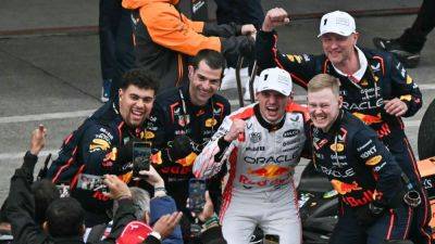 Japanese GP: Max Verstappen beats McLarens for fourth-straight win - ESPN