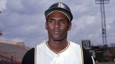 Pirates draw heat for removing Roberto Clemente tribute in right field