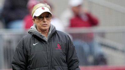 Oklahoma softball coach defends players who attended Riley Gaines event - foxnews.com