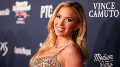 Gracie Hunt's mystery man creates buzz as she teases new romance - foxnews.com - Instagram