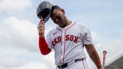 Red Sox owner John Henry meets with Rafael Devers over remarks - ESPN