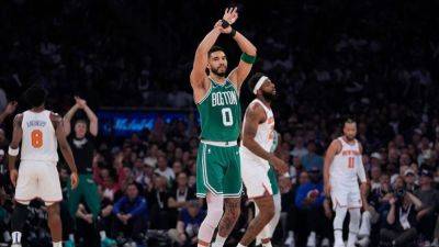 Celtics break out of slump, hit 20 3s to bury Knicks in Game 3 - ESPN