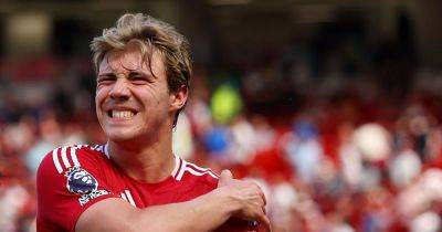 Matchgoers' support of five Manchester United players speaks volumes about the rest of the squad