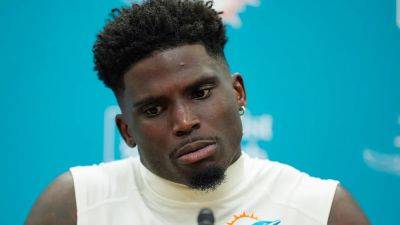 David Richard - Colts delete video depicting Dolphins star Tyreek Hill being confronted by authorities amid past arrests - foxnews.com - county Brown - county Cleveland - county Miami-Dade