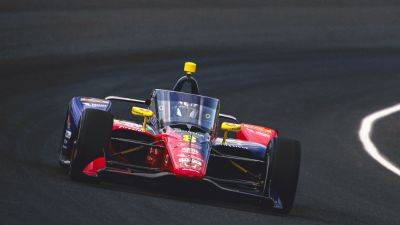 Kyffin Simpson crashes, nearly flips No. 8 car during Fast Friday practice run