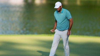 Bryson Dechambeau - Jon Rahm - Alex Noren - Scottie Scheffler - Scottie Scheffler fires 65, up 3 entering final round of PGA - ESPN - espn.com