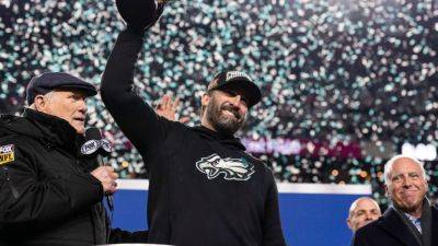 Eagles reward coach Nick Sirianni with multiyear extension - ESPN