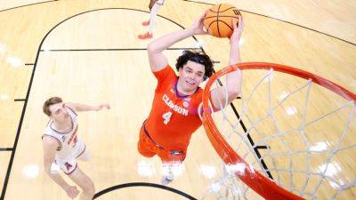 Ian Schieffelin takes Dabo Swinney offer, joins Clemson football - ESPN