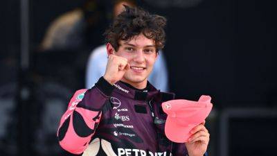 Max Verstappen - Lewis Hamilton - George Russell - Alex Albon - Oscar Piastri - Yuki Tsunoda - Kimi Antonelli takes surprise Miami GP sprint pole - ESPN - espn.com - Japan - county Miami