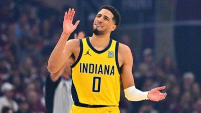 Tyrese Haliburton - Pat Macafee - Tyrese Haliburton Surprises Pacers Fan Who Got Pelted By Bags Of Garbage In New York - foxnews.com - New York - state Indiana