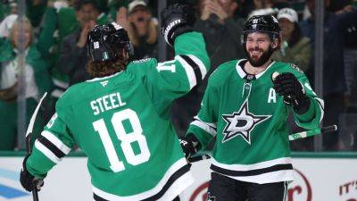 Stars score 3 power-play goals in 3rd, top Oilers in Game 1 - ESPN