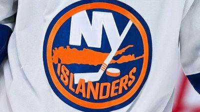 Sources - Islanders hiring Lightning's Mathieu Darche as GM - ESPN