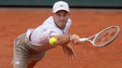 Tommy Paul - Happy repossessed truck back, Tommy Paul wins at French Open - ESPN - espn.com - France - Denmark - Italy - Usa - Australia - state New Jersey