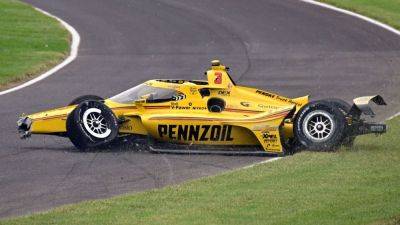 Mario Andretti - Michael Andretti - Scott Dixon - Josef Newgarden - Will Power - Scott Maclaughlin - Team Penske - Chip Ganassi - Scott McLaughlin crashes during Indianapolis 500 warmup lap - ESPN - espn.com - New Zealand