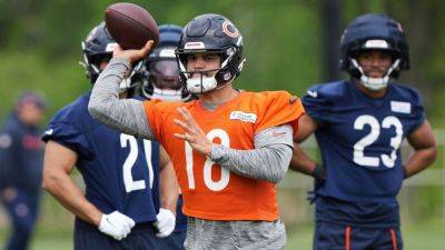 Caleb Williams addresses book excerpt, says he loves being a Bear - ESPN