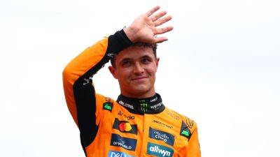 Miami GP: Lando Norris wins wet, chaotic sprint race under safety car - ESPN