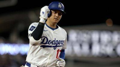 Shohei Ohtani hits 2 HRs as Dodgers top Aaron Judge, Yankees - ESPN