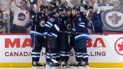 Winnipeg Jets dodge upset, outlast St. Louis Blues in Game 7 - ESPN