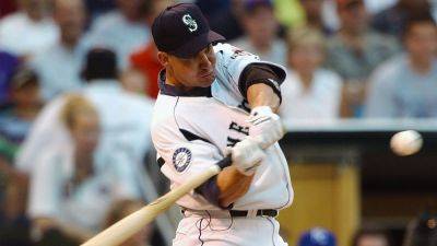 Rangers turn to Bret Boone as new hitting coach - ESPN