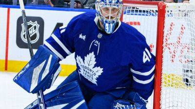 Maple Leafs haven't ruled Anthony Stolarz out of Game 2 yet - ESPN