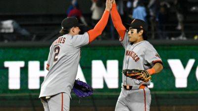 Giants' nine-run 11th inning sets Wrigley record, sinks Cubs - ESPN