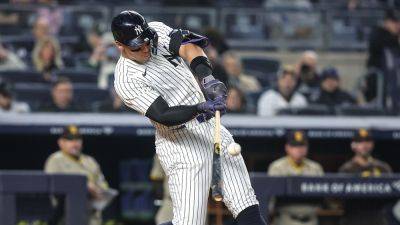 Frank Franklin II (Ii) - Fan secretly snags Aaron Judge home run ball before guilty conscience kicks in - foxnews.com - New York - county Wells - county San Diego
