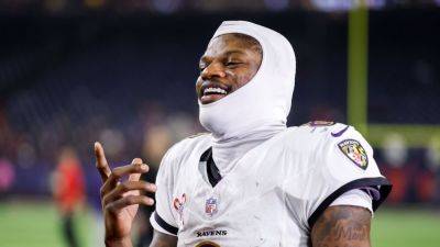 Lamar Jackson makes appearance on Druski's 'Coulda Been Records' - ESPN
