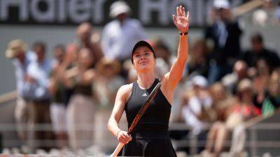 Svitolina, Swiatek, Sabalenka move into French quarterfinals - ESPN