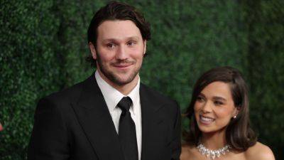 Josh Allen - Sean Macdermott - Bills QB Josh Allen weds Hailee Steinfeld - ESPN - espn.com