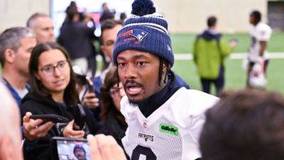 Mike Vrabel - International - Patriots' Stefon Diggs deflects 'personal' boat video questions - ESPN - espn.com