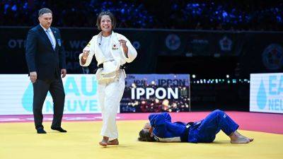 Abe claims fifth world title, Takeoka stuns at -66 kg, Gyertyas lights up Budapest crowd - euronews.com - Botswana - Hungary - Japan - Kosovo - Tajikistan