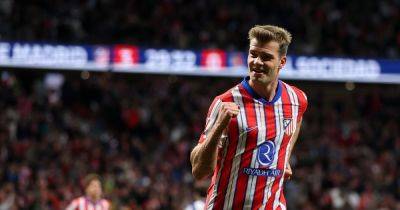 Man United can consider wildcard £30m transfer to solve striker search - but there's a catch
