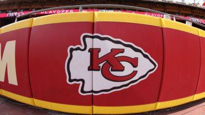 Ramzee Robinson sues Chiefs for wrongful termination, cites racial discrimination - ESPN