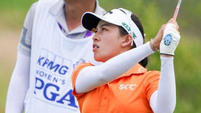 Thitikul recovers from early double bogey, leads Women's PGA - ESPN