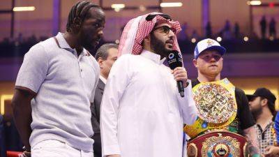 Alalshikh offering bonus if Canelo or Crawford wins by knockout - ESPN