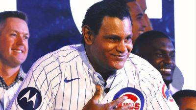 Sammy Sosa - Tom Ricketts - Craig Counsell - Cubs legend Sammy Sosa welcomed back to Wrigley Field after 20-plus-year hiatus - foxnews.com