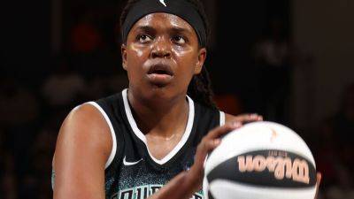New York Liberty center Jonquel Jones has right ankle sprain - ESPN