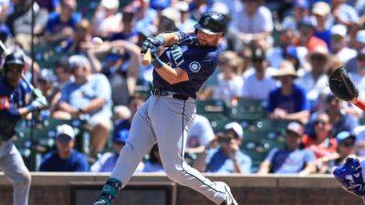 Mariners star Cal Raleigh connects for MLB-leading 31st HR - ESPN
