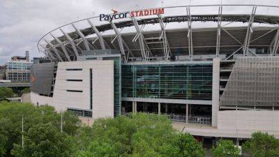 Bengals take big step toward stadium renovations, lease extension - ESPN - espn.com - county Hamilton - state Ohio