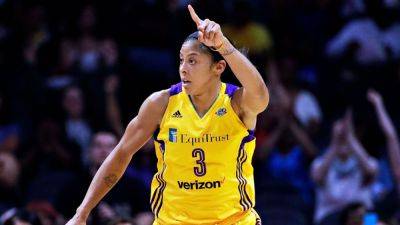 Candace Parker - Parker joins WNBA jersey retirements: Leslie, Bird, more - ESPN - espn.com - Los Angeles - state Connecticut
