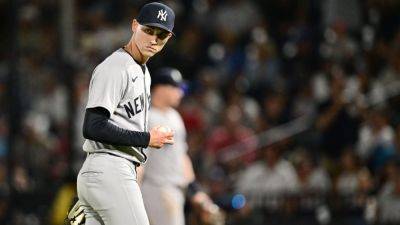 Sources - Yankees closer Luke Weaver (hamstring) out 4-6 weeks - ESPN